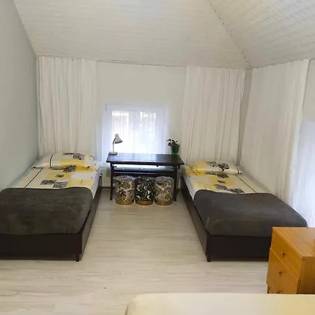 Rossa Δωμάτια σε οικογενειακή κατοικία