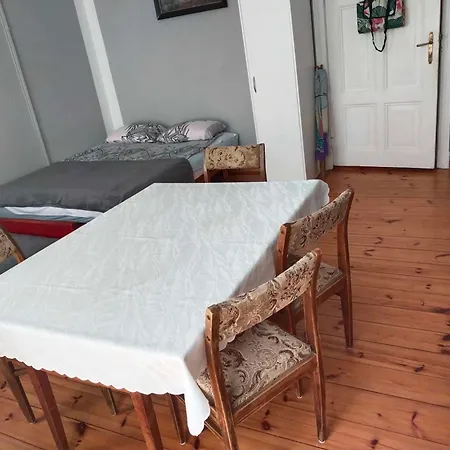 Rossa Δωμάτια σε οικογενειακή κατοικία *