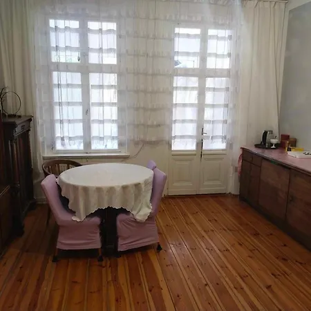 Δωμάτια σε οικογενειακή κατοικία Rossa Ούστκα