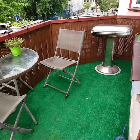 Δωμάτια σε οικογενειακή κατοικία Rossa Ούστκα