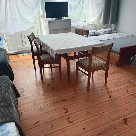 Rossa Δωμάτια σε οικογενειακή κατοικία